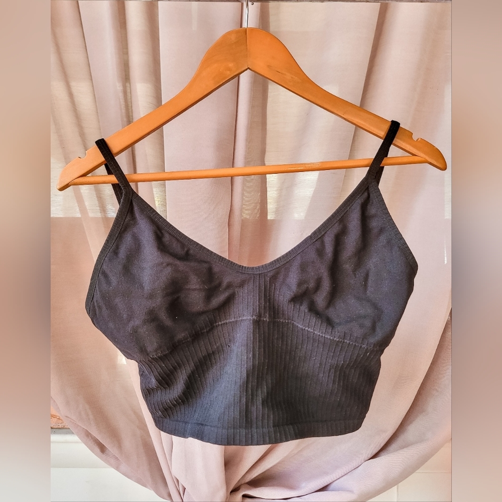 🩲 LUVLETTE V NECK BRALETTE